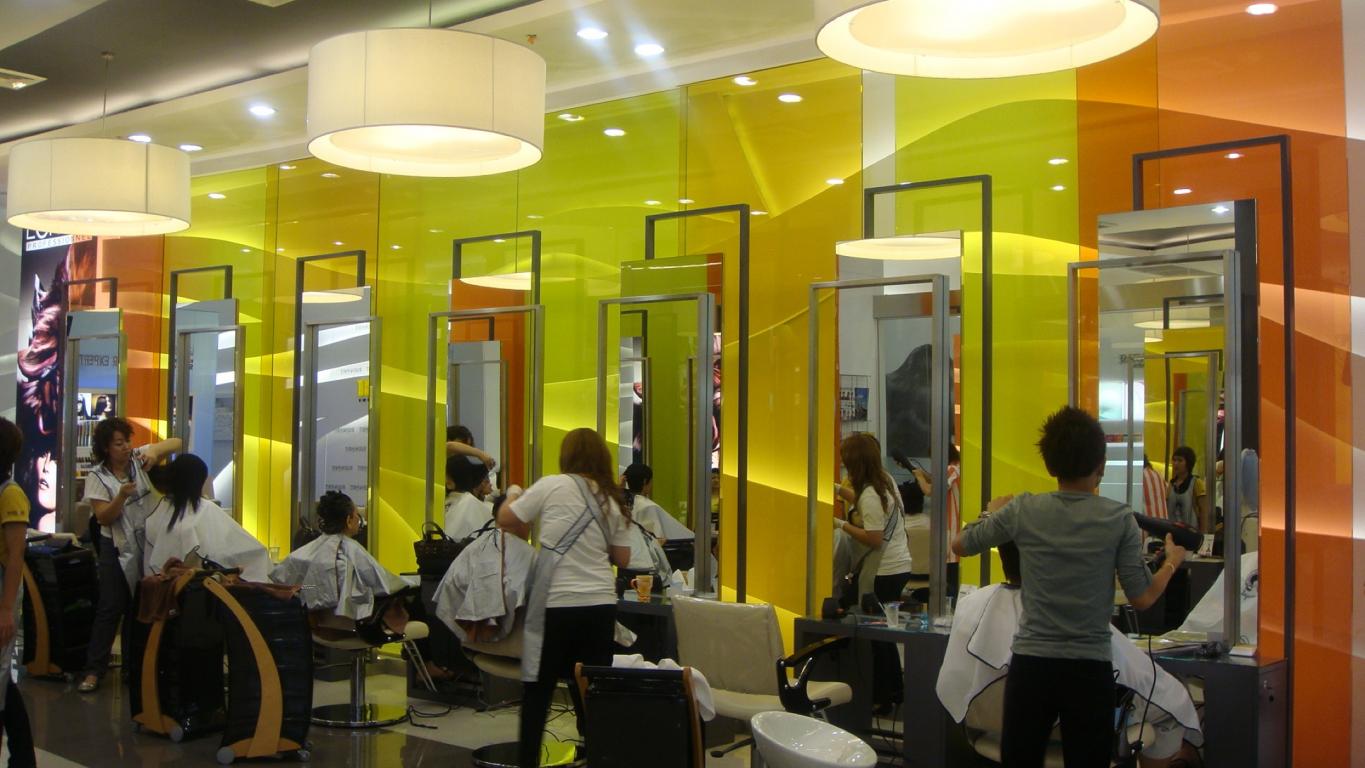 Ruengrit-Hairdressing-Academy-Bangkok-vanceva-thai-techno-glass