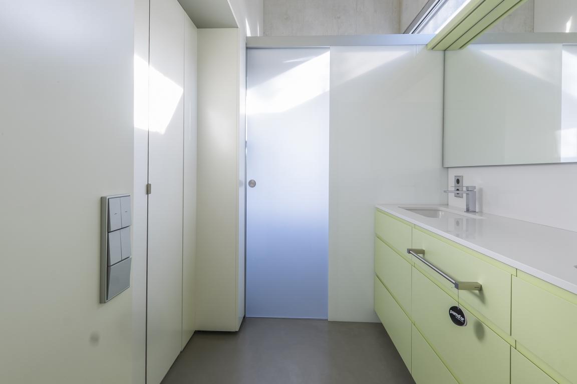 bathrooms-luxury-property-barcelona-spain